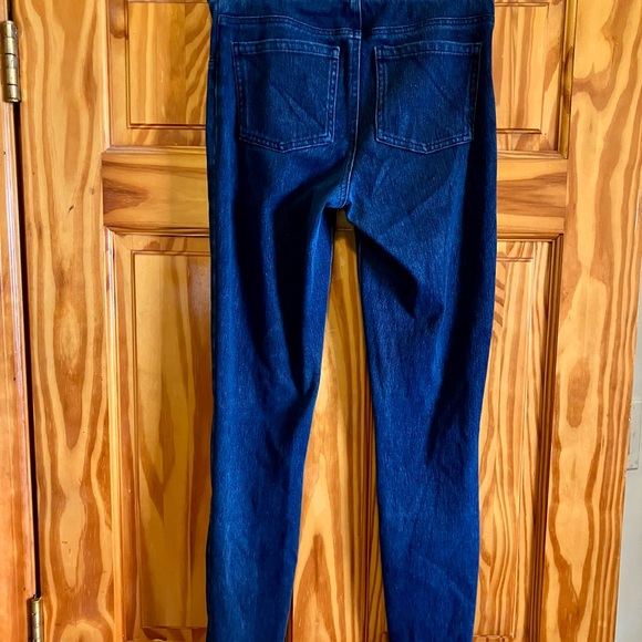 Small Pre-Owned Spanx Jeggings - Medium to Dark Wash - Picture 2 of 6